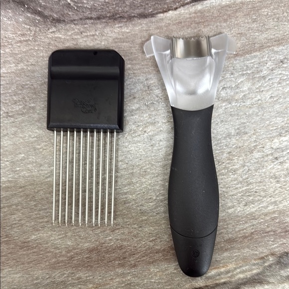 Pampered Chef Bundle - Picture 1 of 5